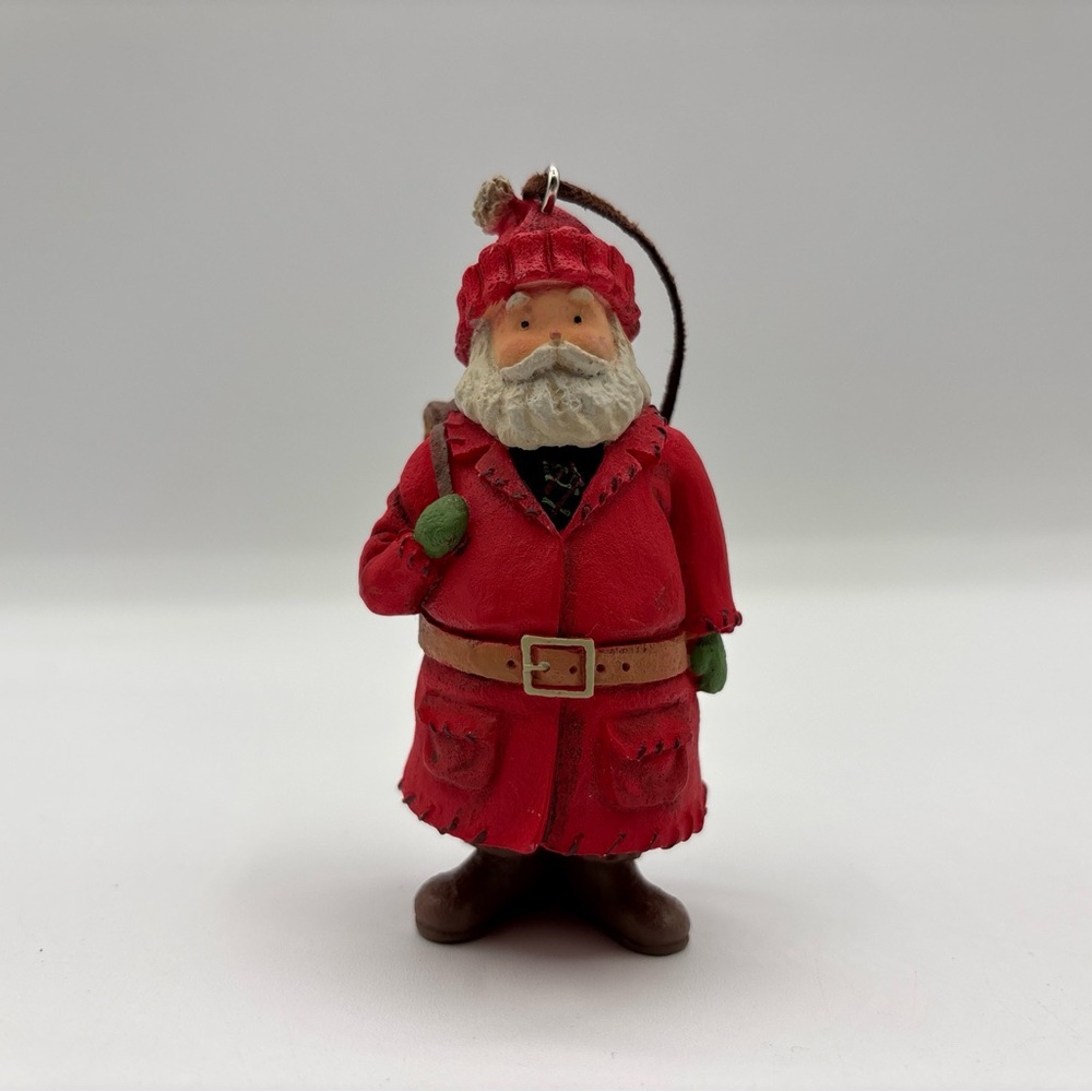 Hallmark Keepsake Ornament Dated 2003 Vintage Kris Kringle Handcrafted